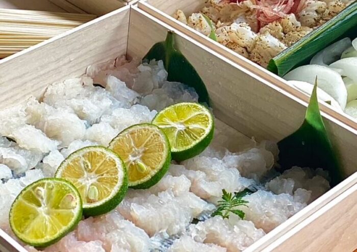 アコ。　ハモ鍋/三年とらふぐ